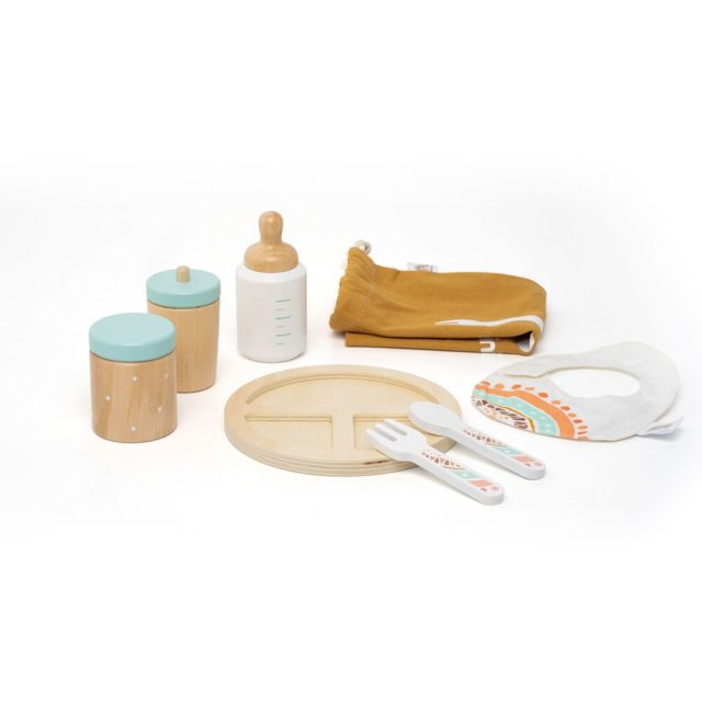 Dolls wooden feeding set